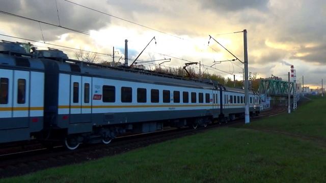 "Старая ЭПеха!" Электропоезд ЭП2Д-0052 сообщением "Москва Казанский вокзал - Ипподром" смотреть онлайн