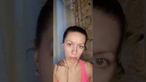 Лимфодренажный массаж для зоны вокруг глаз.