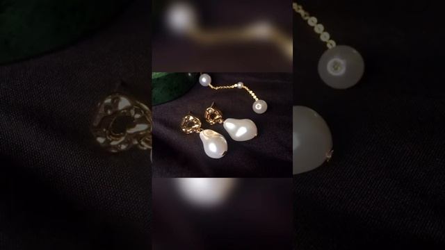 Серьги с жемчугом. Качественный ювелирный сплав, жемчуг имитация. Серьги гвоздики, игла из серебра. смотреть онлайн