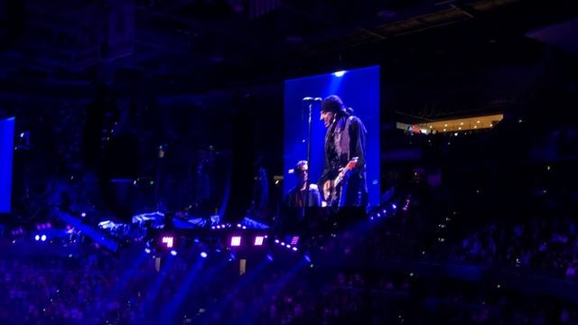 Bruce Springsteen - The E Street Shuffle Live Tampa, FL 01/02/2023 смотреть онлайн