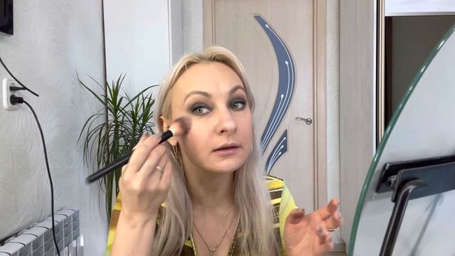 Макияж тенями wet n wilt // Запрос смотреть онлайн