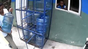 Покупка воды. 35 рублей - 19 литров.