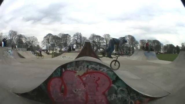 Spring 2011 BMX Edit смотреть онлайн