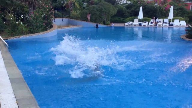 Синхронное падение в воду)) смотреть онлайн