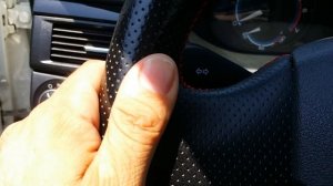 Оплетка от "Кожа рулит" за год эксплуатации.