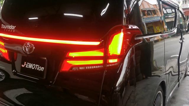 TOYOTA ALPHARD 2015-20 AGH30/35 CONVERT REAR LED LIGHT BAR TAIL LAMP 1SET (J-EMOTION DESIGN) смотреть онлайн