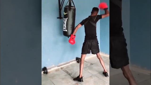 King Monada training for his boxing match against Big Zulu ???????