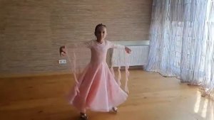 Поздравление любимого дедушки от внучки Софии! Танец.