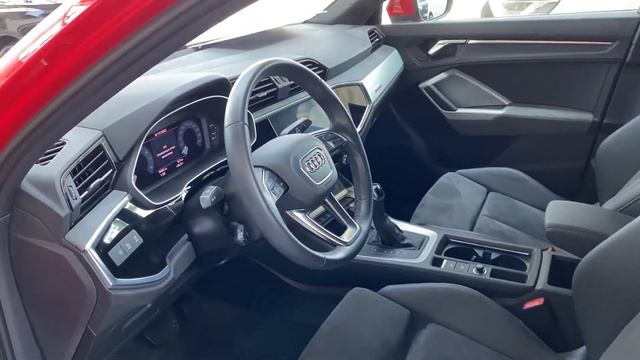 Audi Q3 в индивидуальном окрасе смотреть онлайн