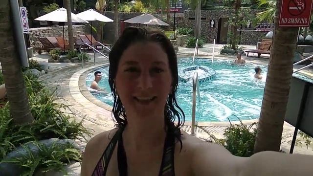 Нячанг. SPA "100 яиц" Травяная горячая ванна, суп из людей смотреть онлайн