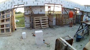 Армопояс под плиты перекрытия. Опалубка, утепление, вязка арматуры