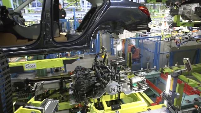 2014 Mercedes Benz W205 - Production in Germany смотреть онлайн