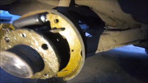 СТЕРЛИСЬ НЕРАВНОМЕРНО | ЗАМЕНА ЗАДНИХ ТОРМОЗНЫХ КОЛОДОК ЛАДА PRIORA БЕЗ ABS