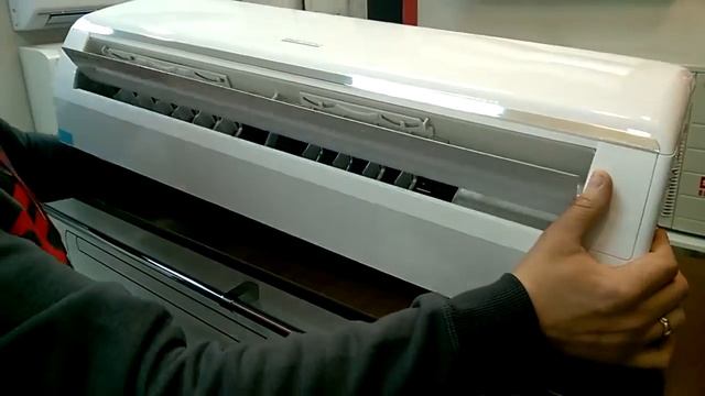 Видеообзор кондиционера Aeronik Legend ASI 09IL Inverter смотреть онлайн