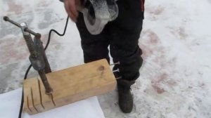 Двухдисковая пила STAREWIN125 пилит дерево с гвоздями и саморезами.