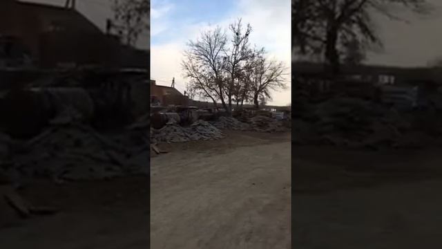 Красная пластушка. Красный камень. Обжиг камня видео