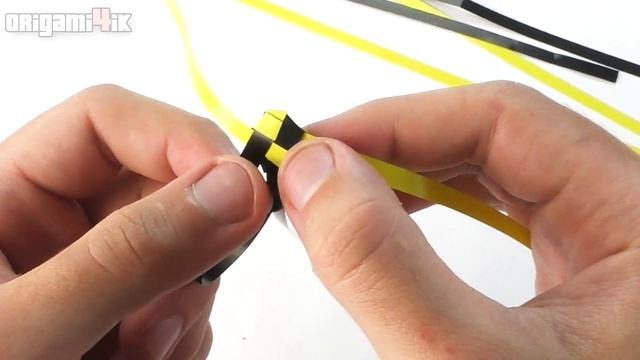 How To Make A Paper Slinky Keychain - Origami Keyring - Anti Stress
