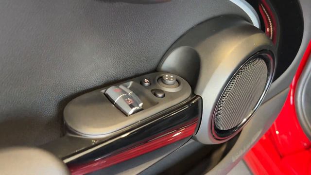 NEW 2023 Mini John Cooper Works (231hp) - Interior and Exterior Details смотреть онлайн