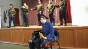 Лети пташка канарейка.