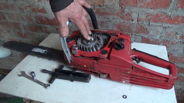Снимаем магнит с КИТАЙСКОЙ бензопилы №2 смотреть онлайн