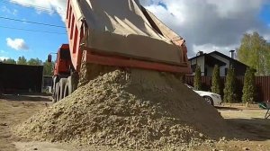Доставка 10 кубов мытого песка в Ногинск. Разгрузка на КАМАЗе
