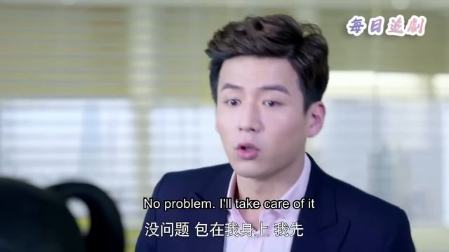 妻子被小三嘲笑，下秒穿包臀裙高跟鞋閃亮登場，丈夫瞬間看直眼！ смотреть онлайн