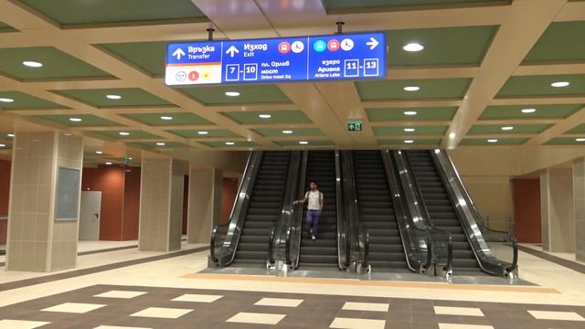 Гид(ът) и градът: метростанция „Орлов мост" смотреть онлайн