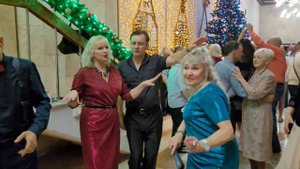 Пусть распускаются цветы... 24.12.23