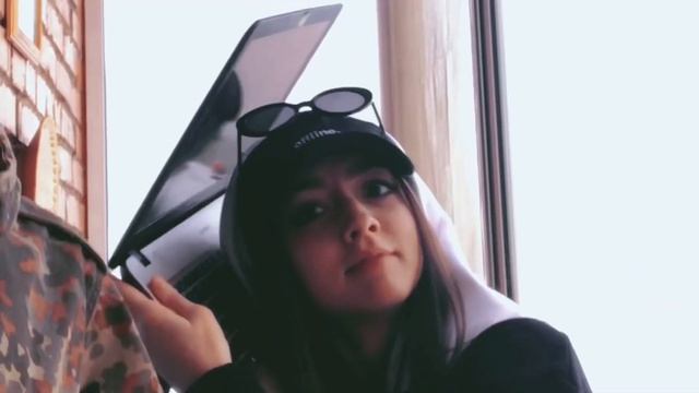 SAVED AKA S#ANTY - СИЖУ Я ДОМА смотреть онлайн