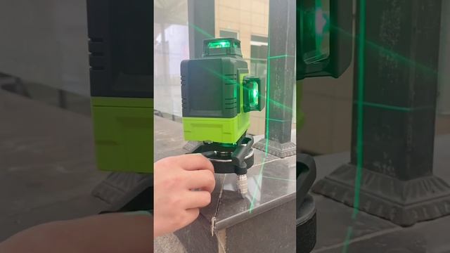 When CLUBIONA 4D laser level works with a fine-tuning base...