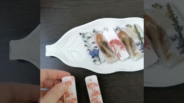 Кулоны и Заколки ручной работы.Подвески из эпоксидной смолы. Мастерская Валентины Швецовой.