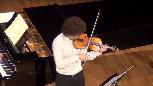 Leo Marillier plays SCHUMANN Sonata # 2 op 121 смотреть онлайн