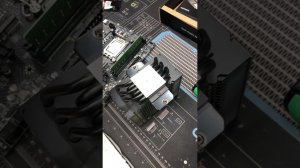 Как изично нанести жидкий металл