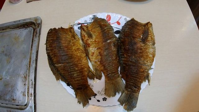 Жареный карась без костей. В духовке. Рецепт. смотреть онлайн