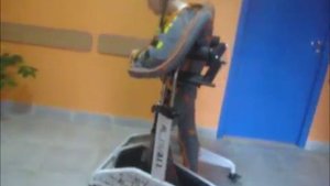 Девочка ДЦП занимается в реабилитационном центре. Занятия в ходунках Активал и костюме Фаэтон