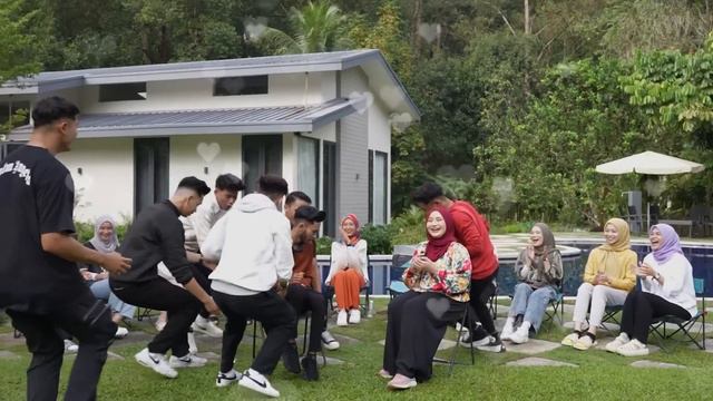 RAJA PICKUPLINE TEAM BARU AI TEAM !!! SAFWAN DAN ISYA BERBUNGA BUNGA... смотреть онлайн