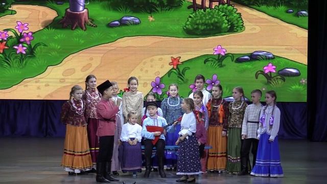 01. 06. 2023  Театрализованное представление "Страна чудес" Калейдоскоп детства смотреть онлайн