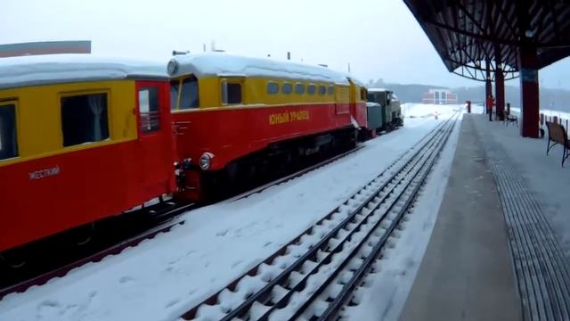 Прогулка по парку ЦПКиО и Детская железная дорога смотреть онлайн