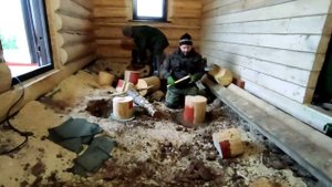 Монтаж пола в комнате отдыха