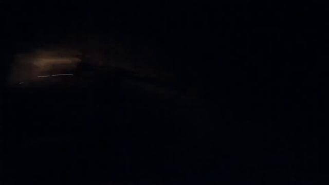 VLOG● Ударило током! Ночь в батутном зале смотреть онлайн