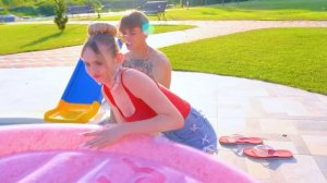 Мы Построили Аквапарк Дома! Отпуск за $1 vs $100,000