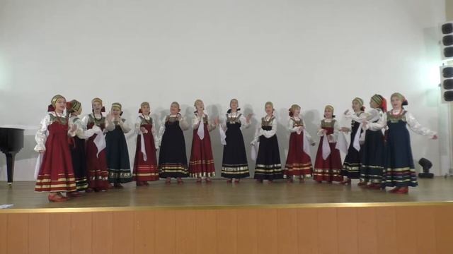 Московский городской творческий коллектив Ансамбль народной песни "Маков цвет" смотреть онлайн