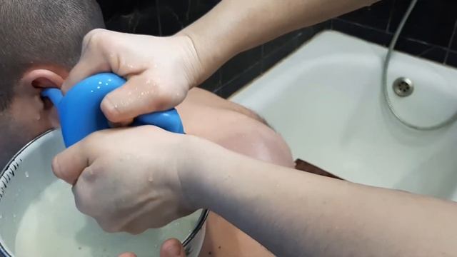 Прочистить пробки в ушах в домашних условиях