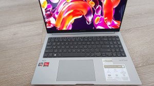 ASUS Zenbook 15 OLED (UM3504) - Project My New Laptop