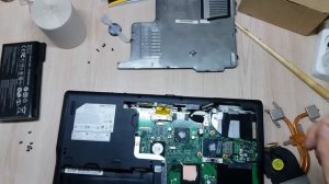 КАК РАЗОБРАТЬ НОУТБУК MSI MS 1682\КАК ПОЧИСТИТЬ НОУТБУК MSI MS 1682\КАК ЗАМЕНИТЬ ТЕРМОПАСТУ MS 1682