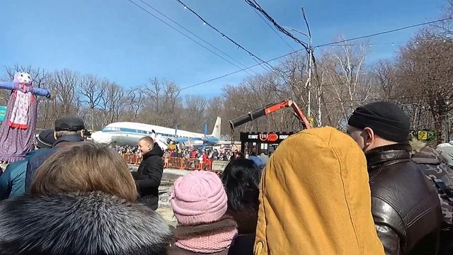 Проводы зимы в парке Победы г.Ставрополя. Весенние народные гуляния.