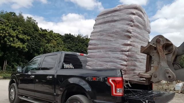 Putting more weight on my truck смотреть онлайн