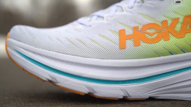 HOKA BONDI X. Сумасшедшая комбинация скорости и амортизации! смотреть онлайн