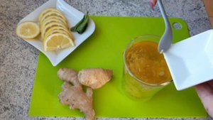 Витаминный зеленый чай с имбирем и лимоном!