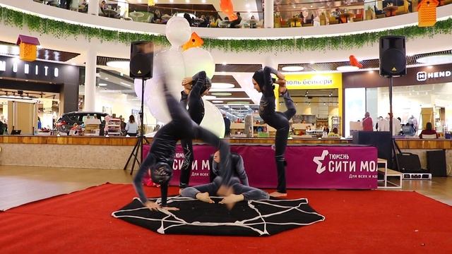 Сити Молл - Цирковой номер смотреть онлайн